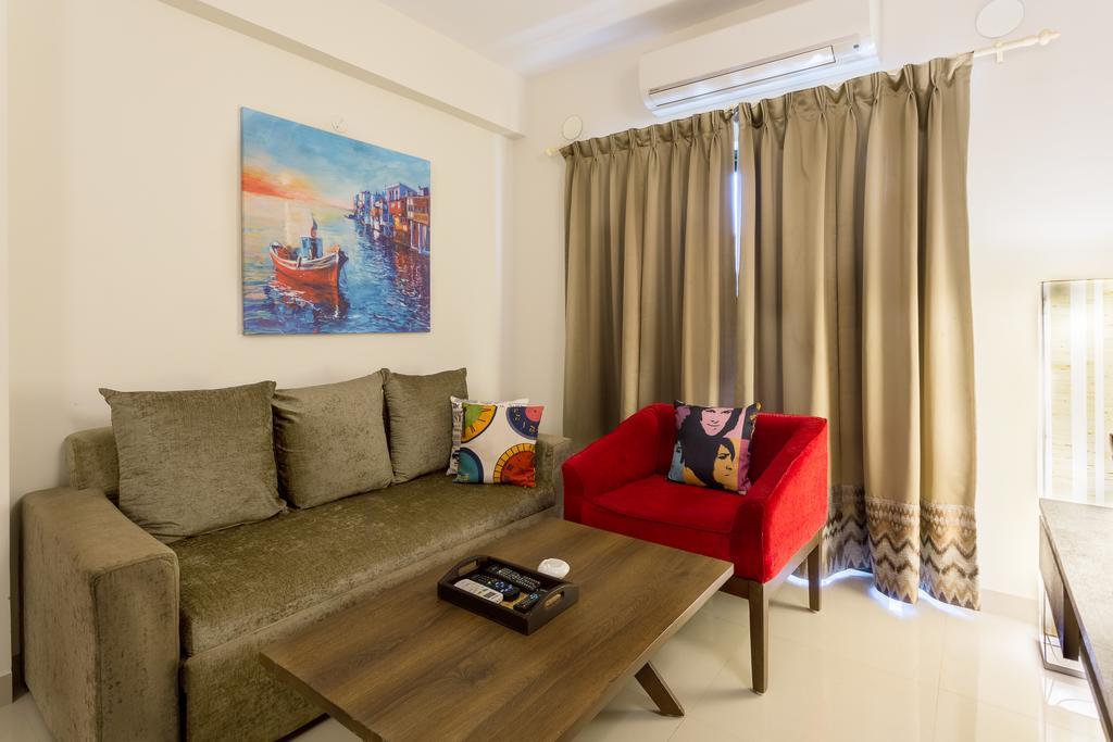 Treebo Trend Zeebo Suites อาร์โปรา ภายนอก รูปภาพ