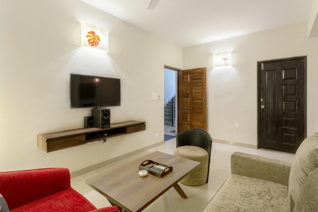 Treebo Trend Zeebo Suites อาร์โปรา ภายนอก รูปภาพ