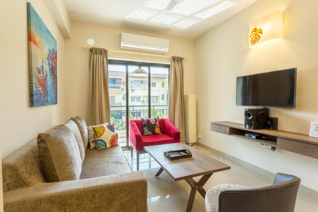 Treebo Trend Zeebo Suites อาร์โปรา ภายนอก รูปภาพ