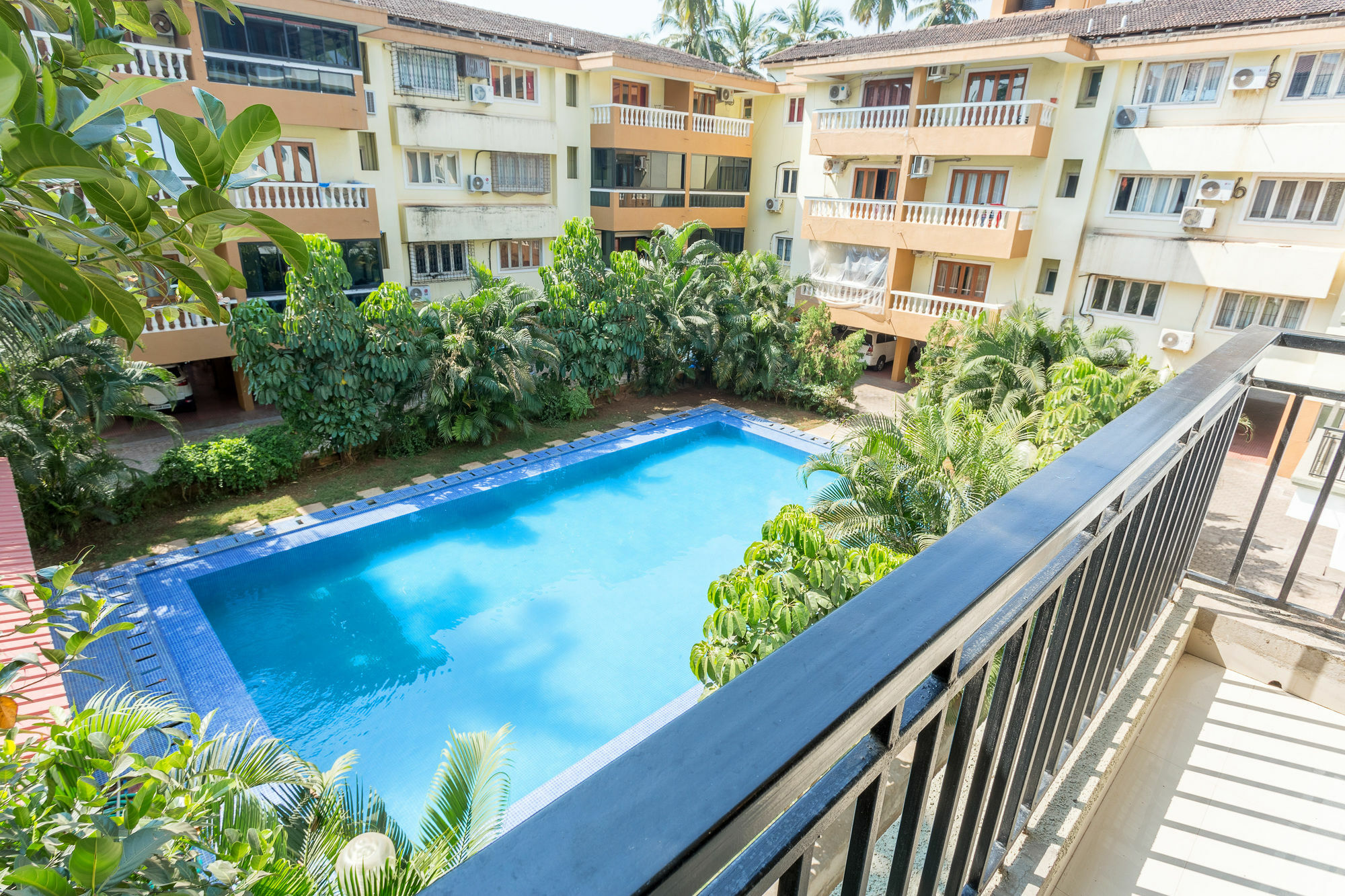 Treebo Trend Zeebo Suites อาร์โปรา ภายนอก รูปภาพ